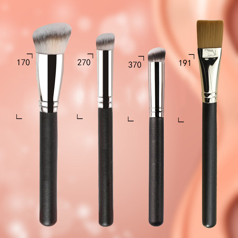 The Foundation Brush Does Not Eat Powder And Soft Hair Makeup Brush To Cover Flaws And Round Heads